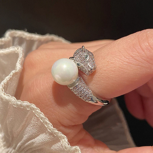 Silver-Plated Adjustable Jaguar Themed Finger Ring for Men and Women