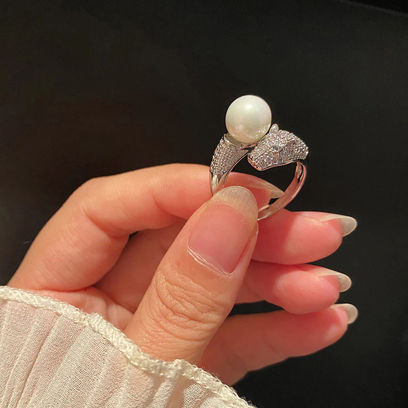 Silver-Plated Adjustable Jaguar Themed Finger Ring for Men and Women