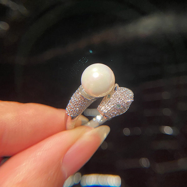 Silver-Plated Adjustable Jaguar Themed Finger Ring for Men and Women