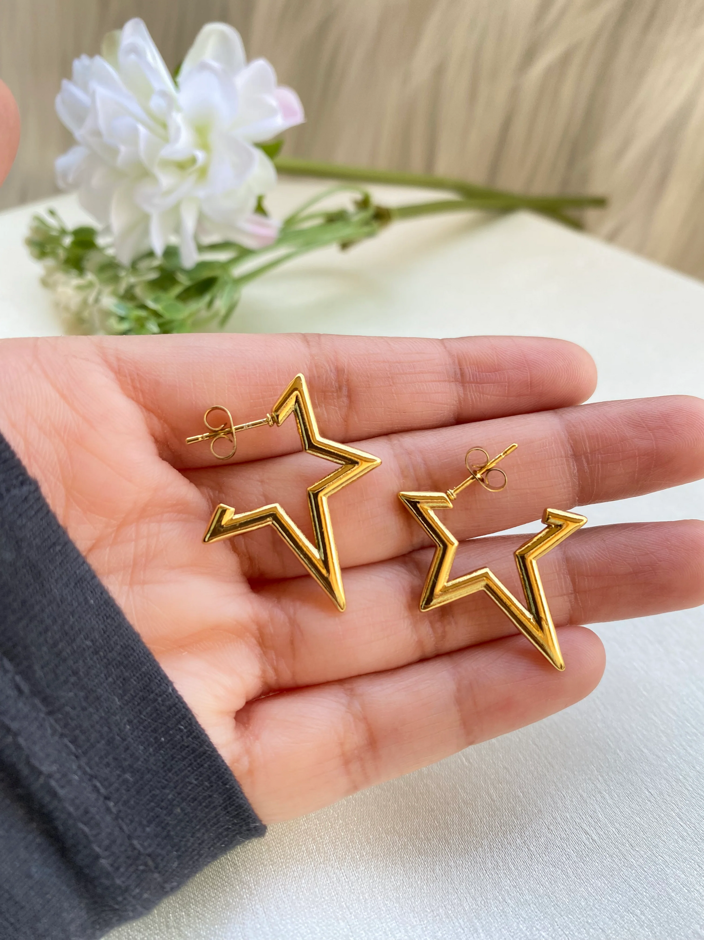 Modern Irregular Star 18K Gold Plated Stainless Steel Ear Studs for Women